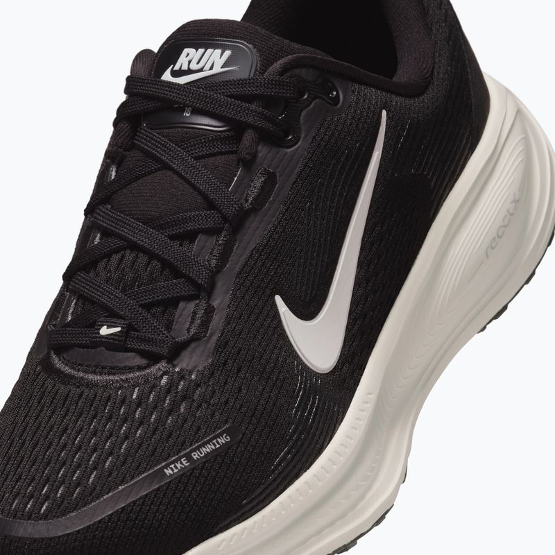 Scarpe da corsa Nike Vomero 18 black/coconut milk/iron ore/summit white 11