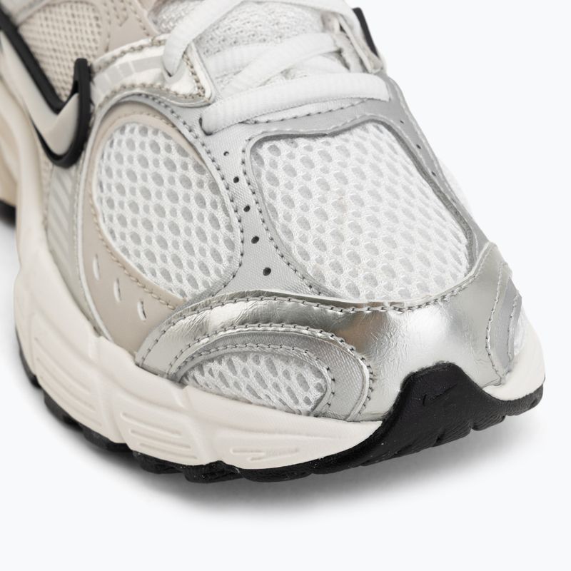 Scarpe da donna Nike V5 RNR summit white/sail/black/light orewood brown 7