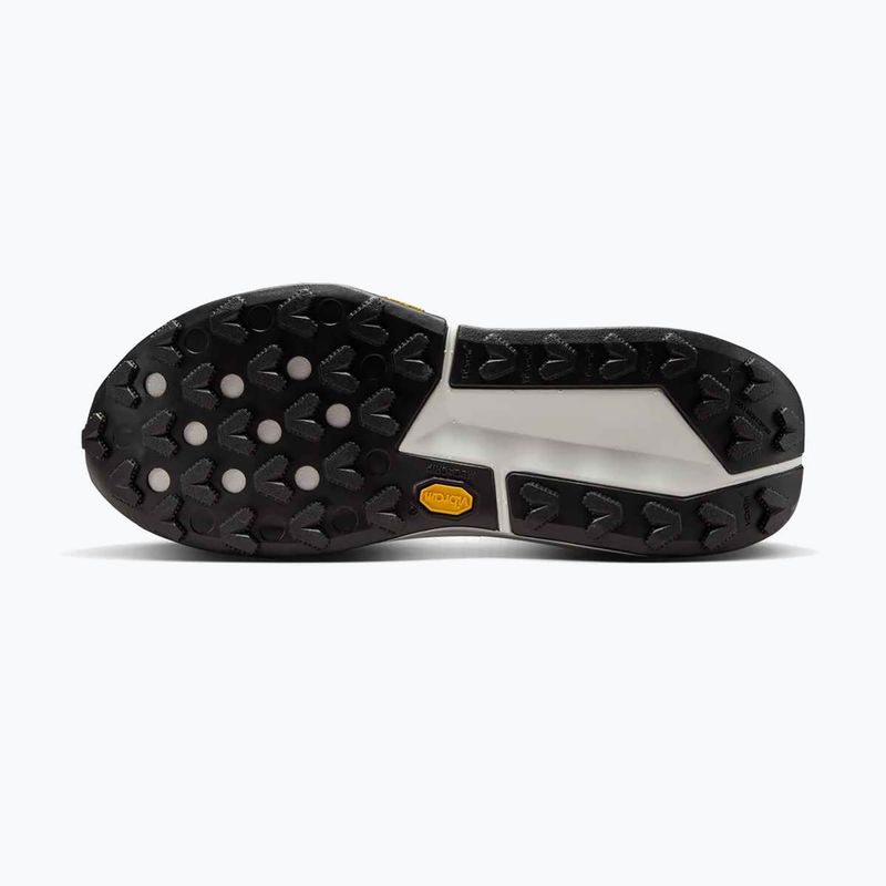 Nike Zegama 2 scarpe da corsa da donna vasto grigio/sanddrift/summit bianco/nero 5