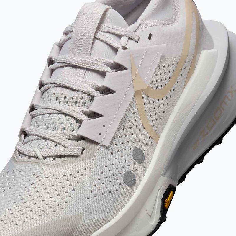 Nike Zegama 2 scarpe da corsa da donna vasto grigio/sanddrift/summit bianco/nero 9