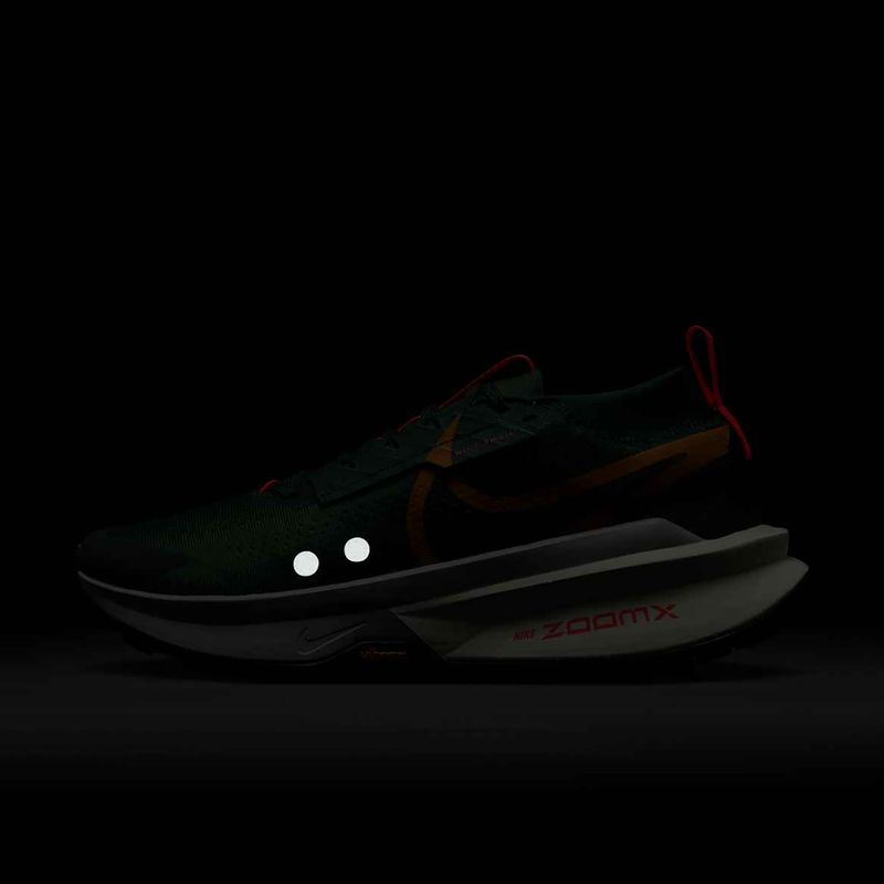 Scarpe da corsa da uomo Nike Zegama 2 fir/desert ochre/college grey/sail 8