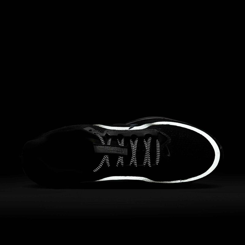 Scarpe running uomo Nike Pegasus Premium black/metallic silver/black 8
