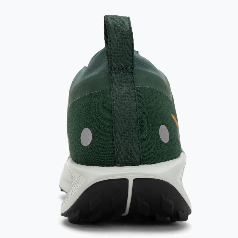 Scarpe da corsa da uomo Nike Pegasus Trail 5 GORE-TEX abete/bright crimson/verde argilla 6