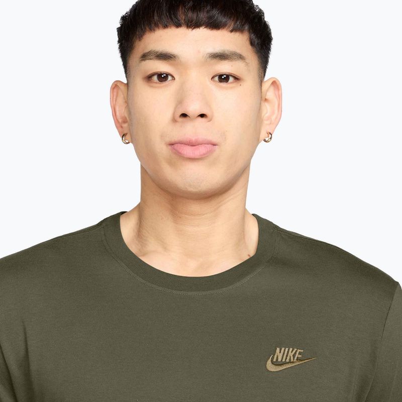 T-shirt uomo Nike Sportswear Club medium olive/parachute beige 3