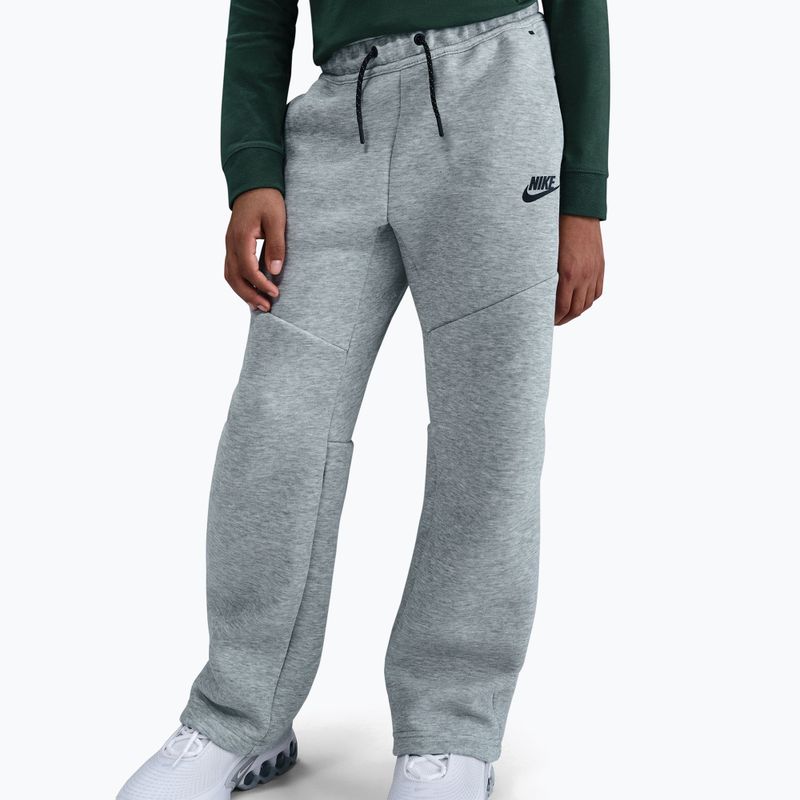 Pantaloni per bambini Nike Sportswear Tech Fleece dark grey heather/black/black 3