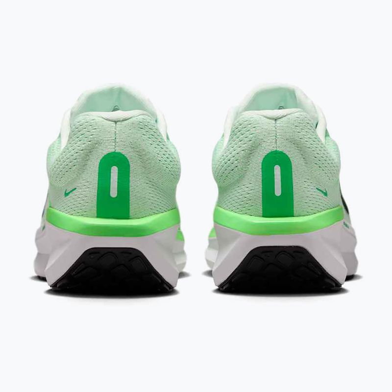 Scarpe da corsa uomo Nike Winflo 11 appena verde / nero / verde sciopero 4