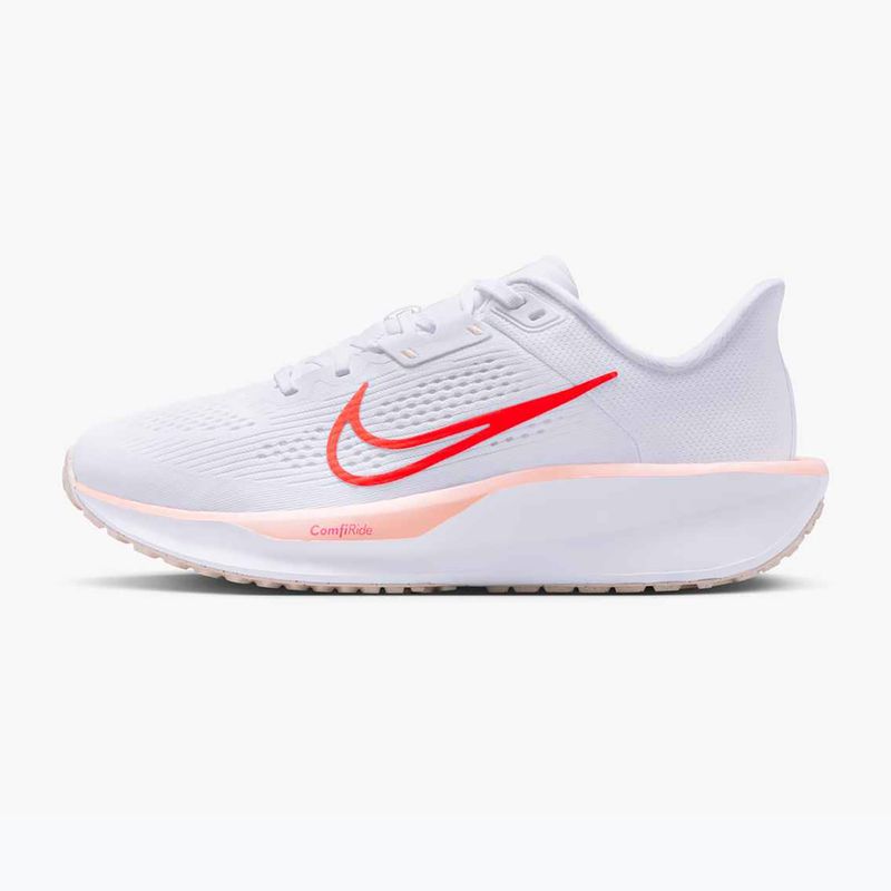 Nike Quest 6 donne scarpe da corsa bianco / bright crimson / lavato coral 2