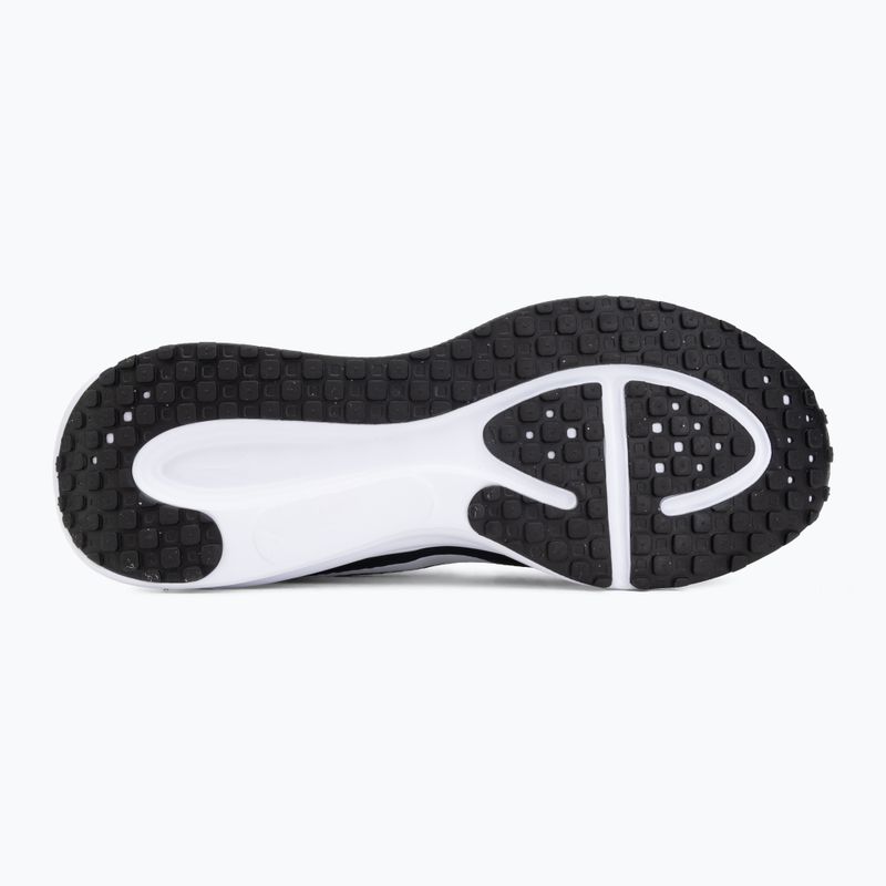Scarpe da running da uomo Nike Revolution 8 Extra Wide black/black/white 4