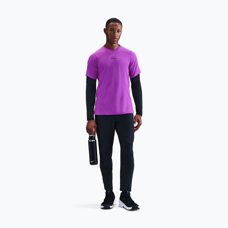 T-shirt da allenamento uomo Nike Pro Training Dri-Fit vivid purple/black 2