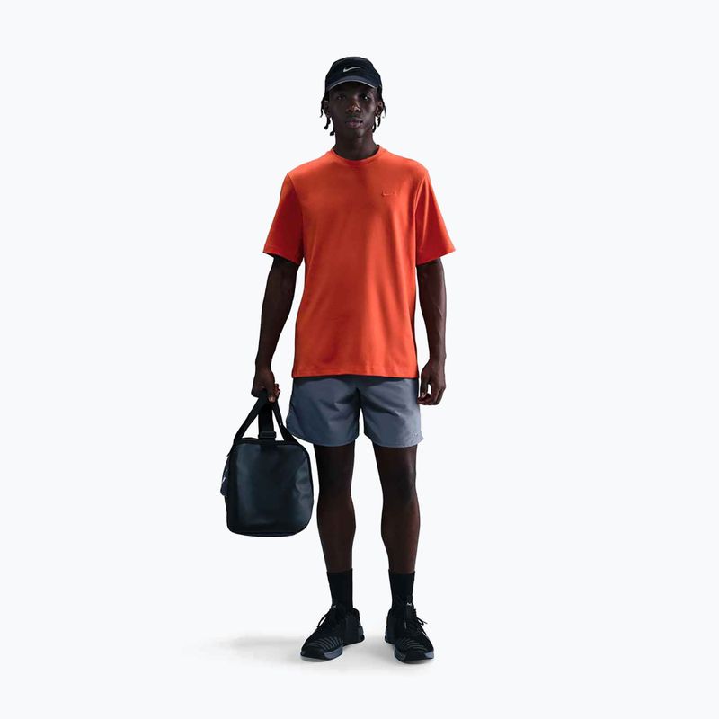 Maglietta da allenamento da uomo Nike Dri-Fit Primary rosso picante 2