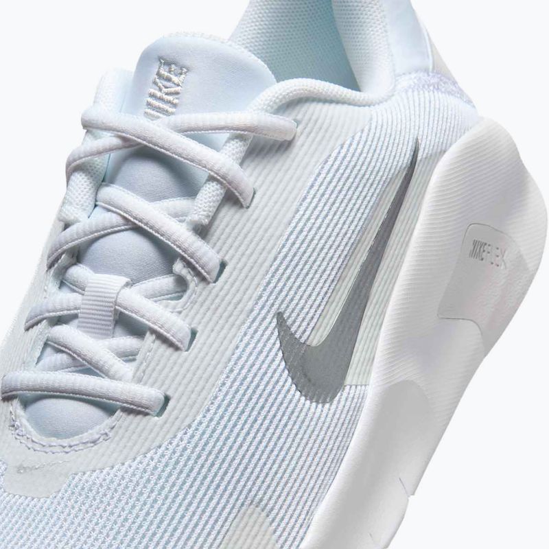 Scarpe da training da donna Nike Flex Train white/photon dust/metallic silver 8