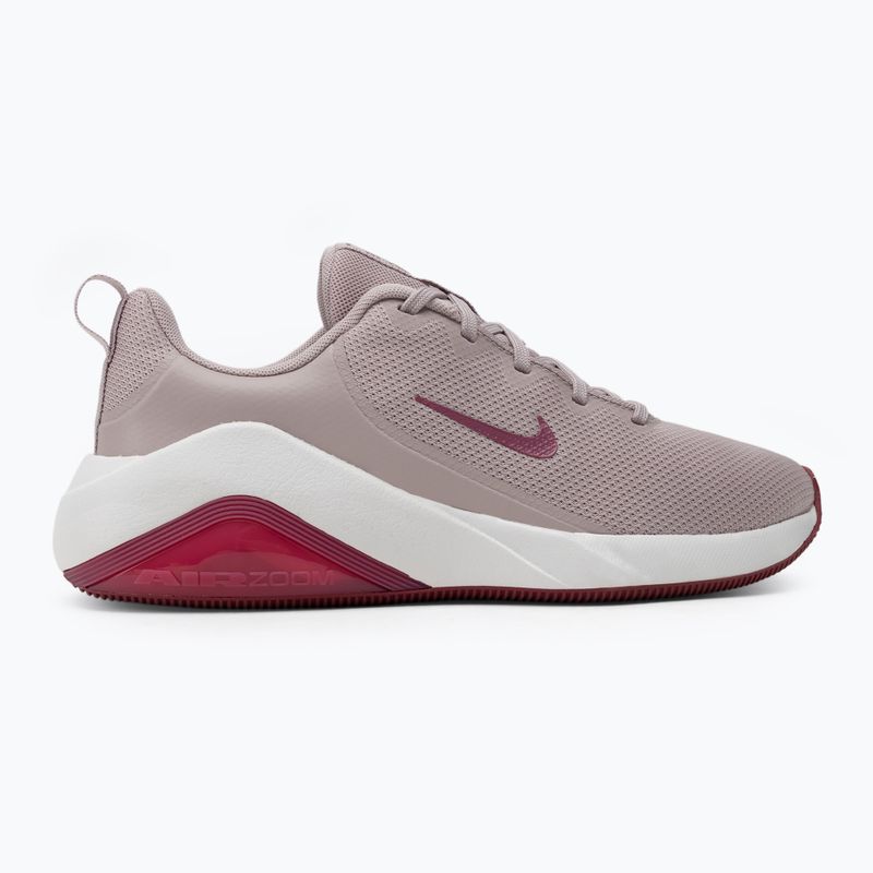 Scarpe da allenamento donna Nike Bella 7 particle rose/summit white/sweet beet 2