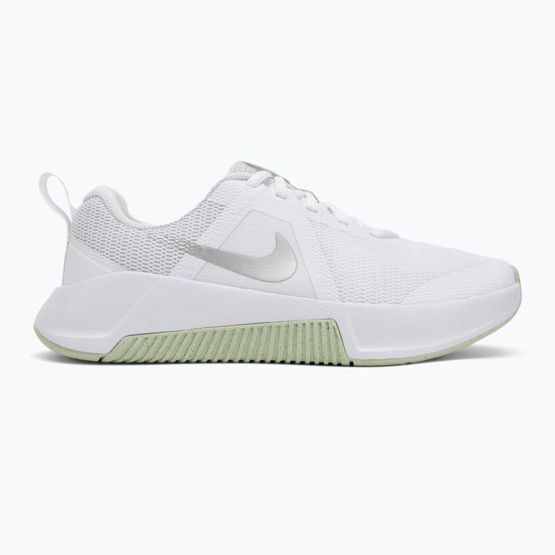 Scarpe da ginnastica da donna Nike MC Trainer 3 bianco/argento metallico/volt chiaro 2