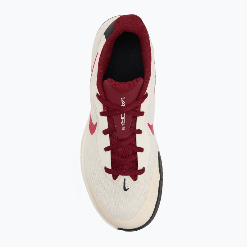 Scarpe da tennis da donna Nike Vapor Lite 3 avorio pallido / rosa acceso / vela / rosso squadra 5