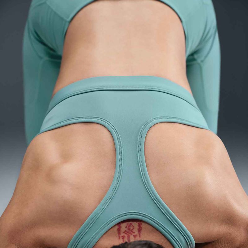 Reggiseno da allenamento Nike Swoosh Light Support cannon/bianco 11