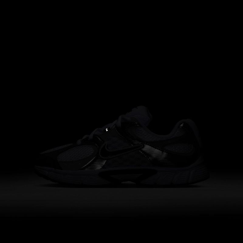 Scarpe bambino Nike V5 RNR white/vast grey/college grey/black 8