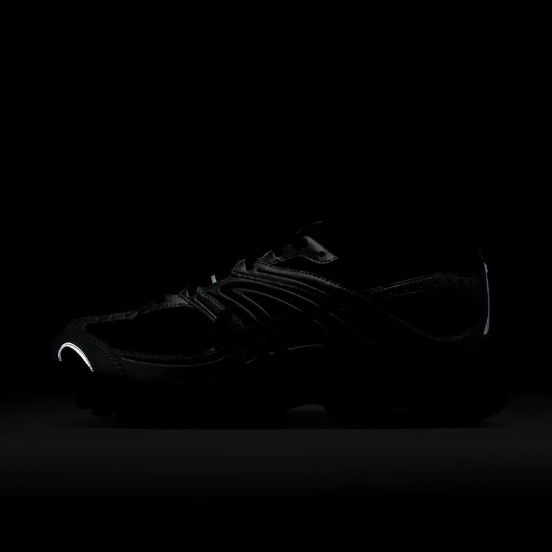 Scarpe da donna Nike Air Max Moto 2K black/metallic silver/anthracite/black 7