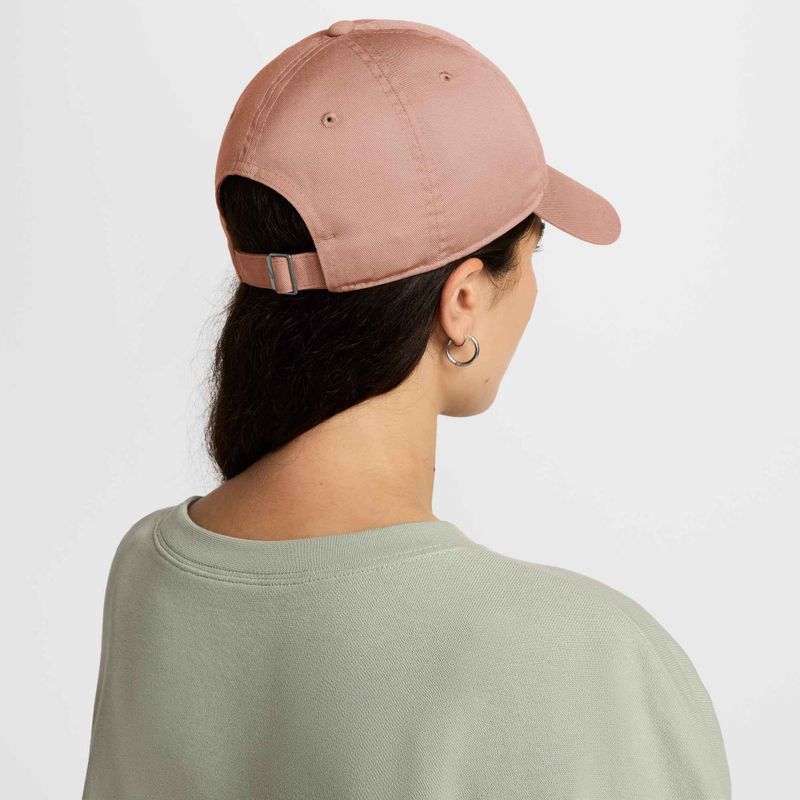 Cappello da baseball Nike Club Unstructured Futura Wash oro rosa/bianco 2