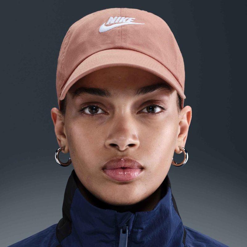 Cappello da baseball Nike Club Unstructured Futura Wash oro rosa/bianco 7