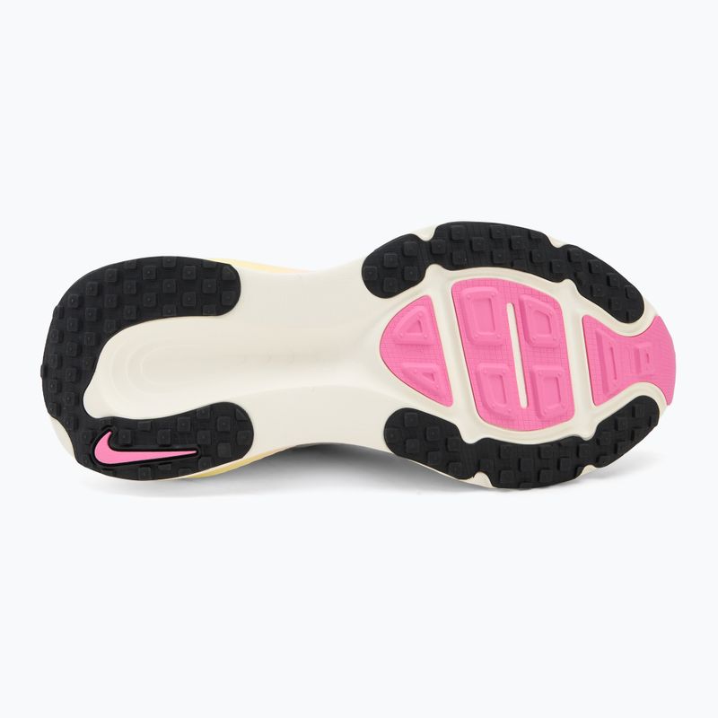 Scarpe da running donna Nike Vomero 18 barely grey/pale ivory/cannon/playful pink 4