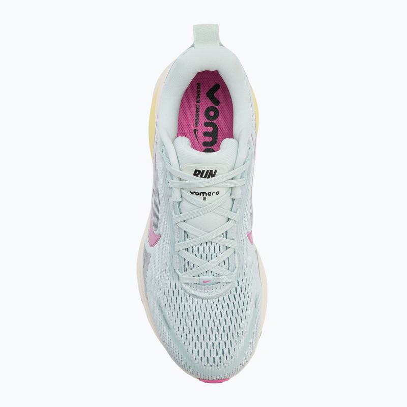 Scarpe da running donna Nike Vomero 18 barely grey/pale ivory/cannon/playful pink 5