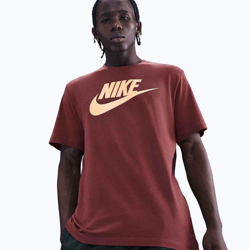 T-shirt uomo Nike Sportswear dark team red 4