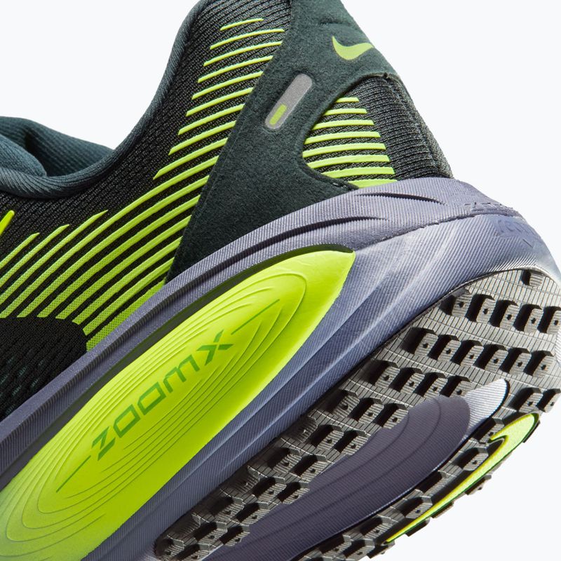 Scarpe da corsa uomo Nike Vomero 18 seaweed/cannon/sanded purple/volt 6