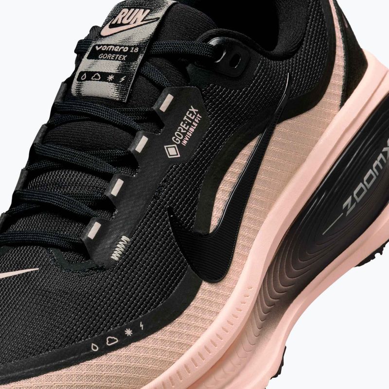 Scarpe running donna Nike Vomero 18 GORE-TEX black/crimson tint/black/black 9