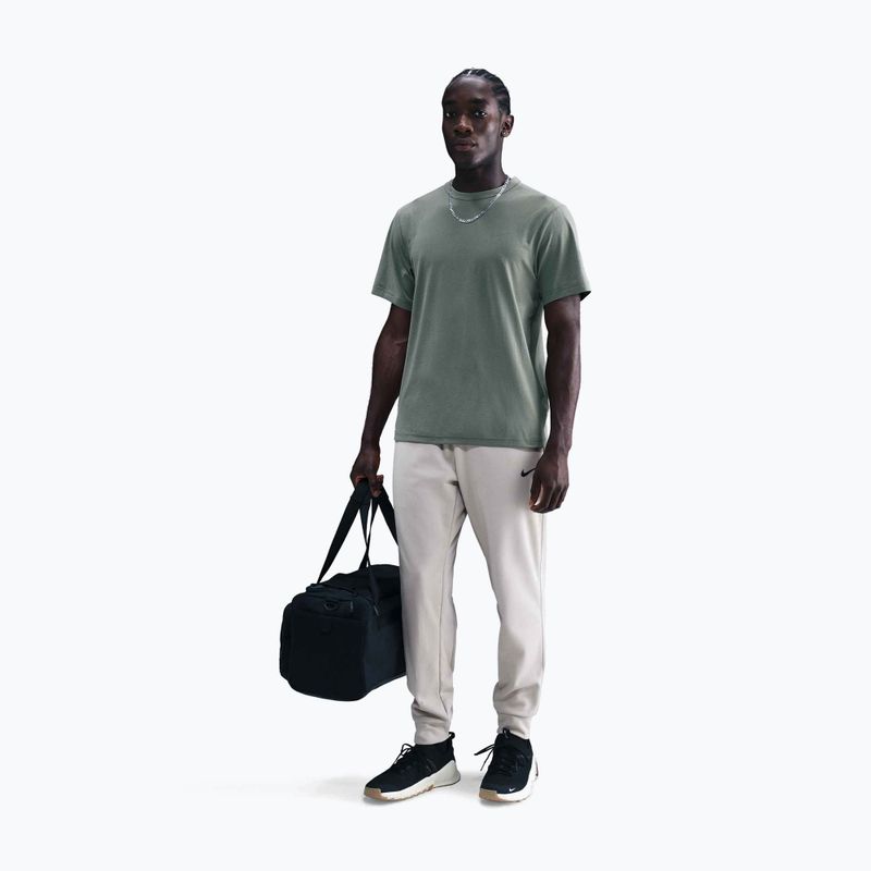 T-shirt uomo Nike Dri-Fit UV Hyverse clay green/clay green 2