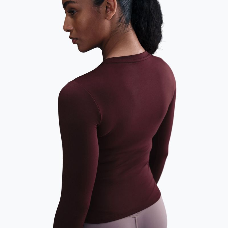 Maglia a maniche lunghe da donna Nike One Fitted Dri-Fit burgundy crush/white 4