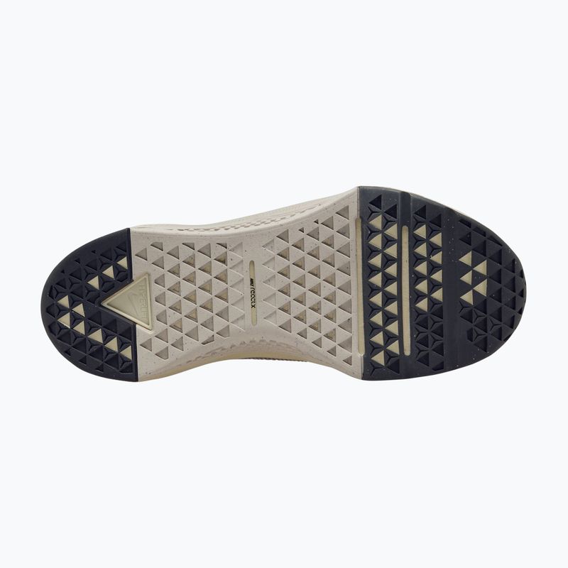 Scarpe da allenamento donna Nike Metcon 10 SE light khaki/cream II/metallic gold grain 4