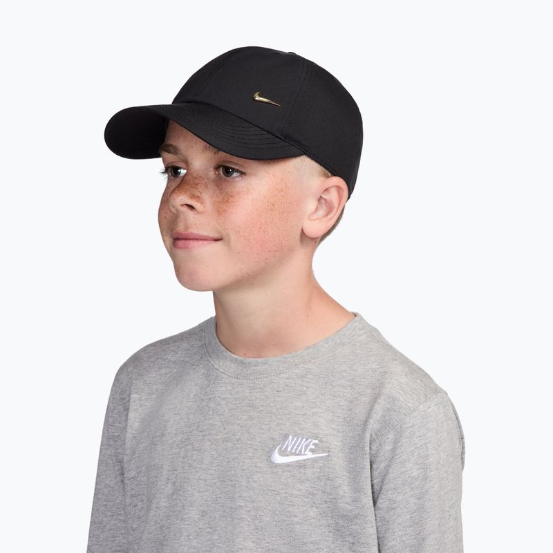 Cappellino con visiera per bambini Nike Dri-FIT Club black/flt gold 8