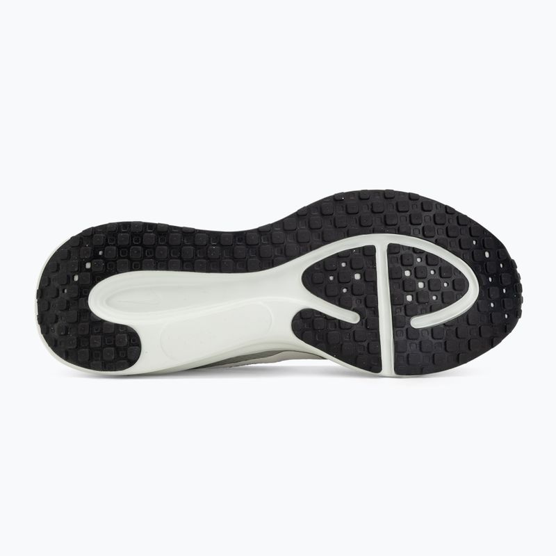 Scarpe da running uomo Nike Revolution 8 cargo khaki/spruce aura/spruce fog/sail 4