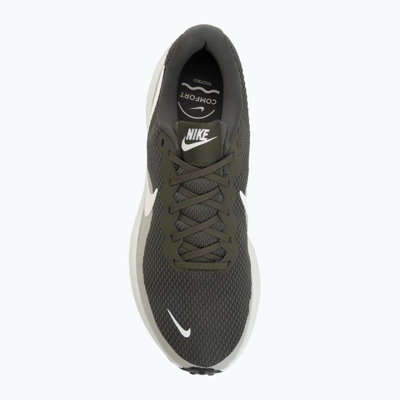 Buty do biegania męskie Nike Revolution 8 cargo khaki/spruce aura/spruce fog/sail 5