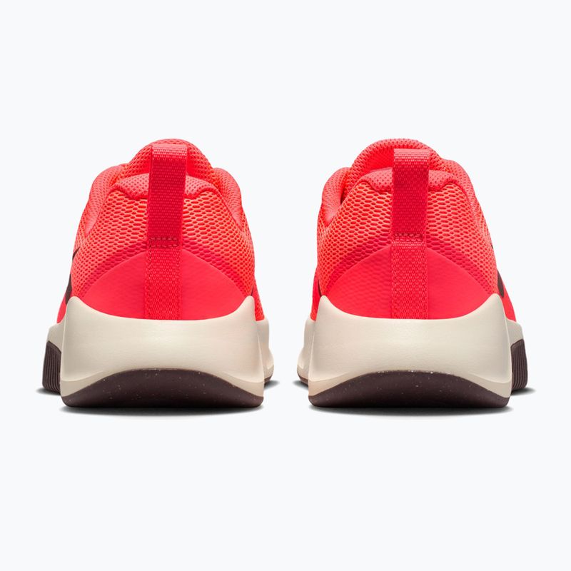 Scarpe da allenamento donna Nike MC Trainer 3 hot lava/soft pearl/tattoo 4