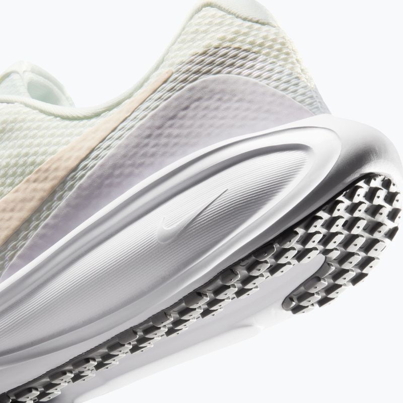 Buty do biegania damskie Nike Revolution 8 sail/white/pencil point/chalk 9