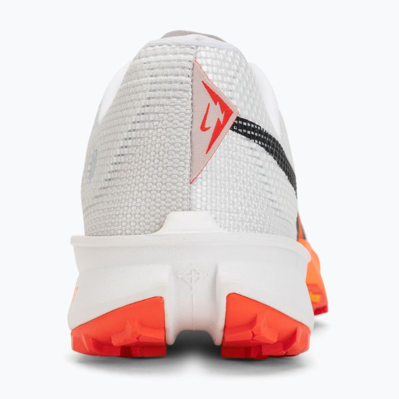 Scarpe da running uomo Nike Kiger 10 white/photon dust/total orange/black 6