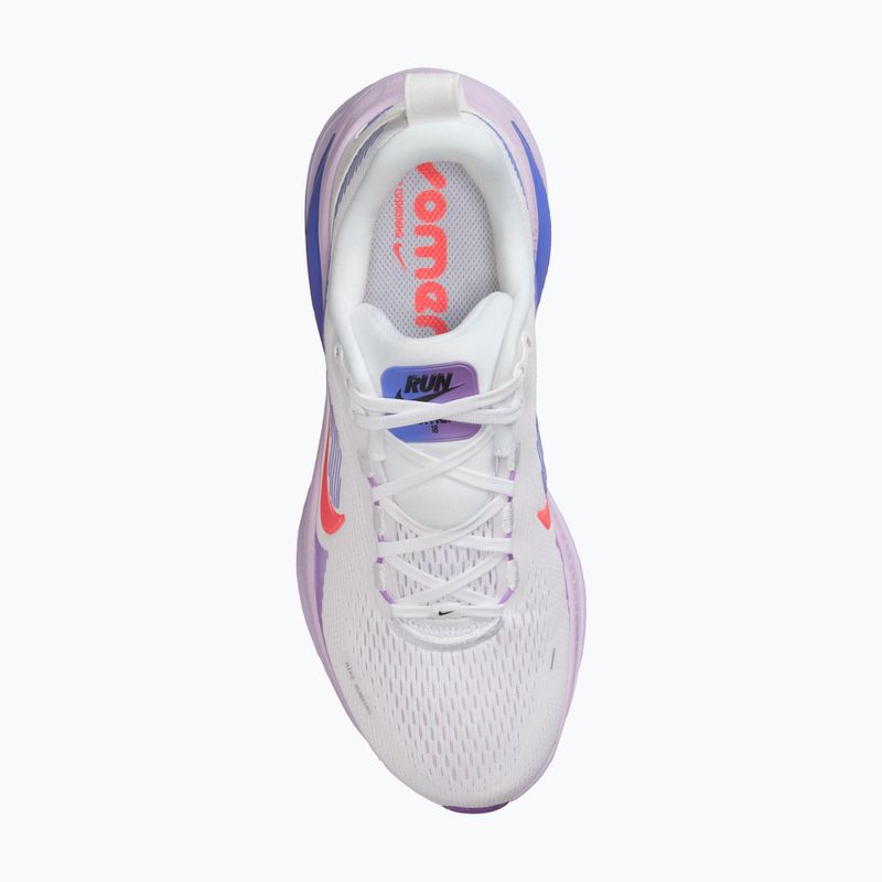Scarpe da running donna Nike Vomero 18 white/violet mist/sapphire/hot lava 4
