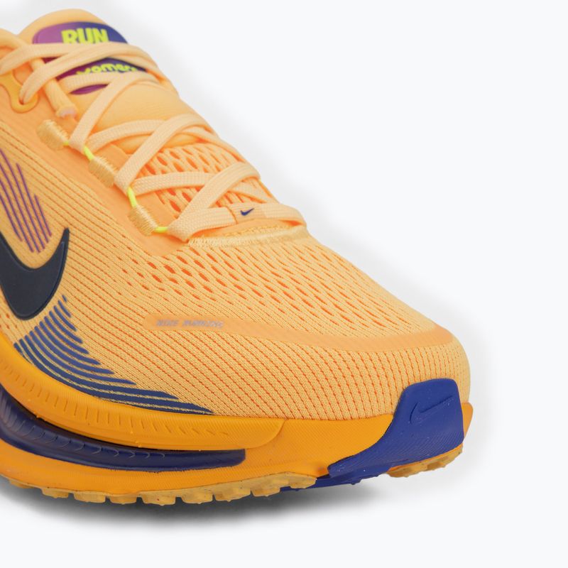 Scarpe da running da uomo Nike Vomero 18 citron pulse/laser orange/blue void 7