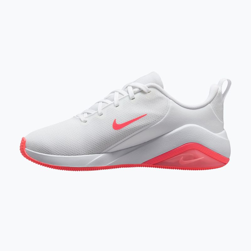 Scarpe da allenamento donna Nike Bella 7 white/white/hot lava 2