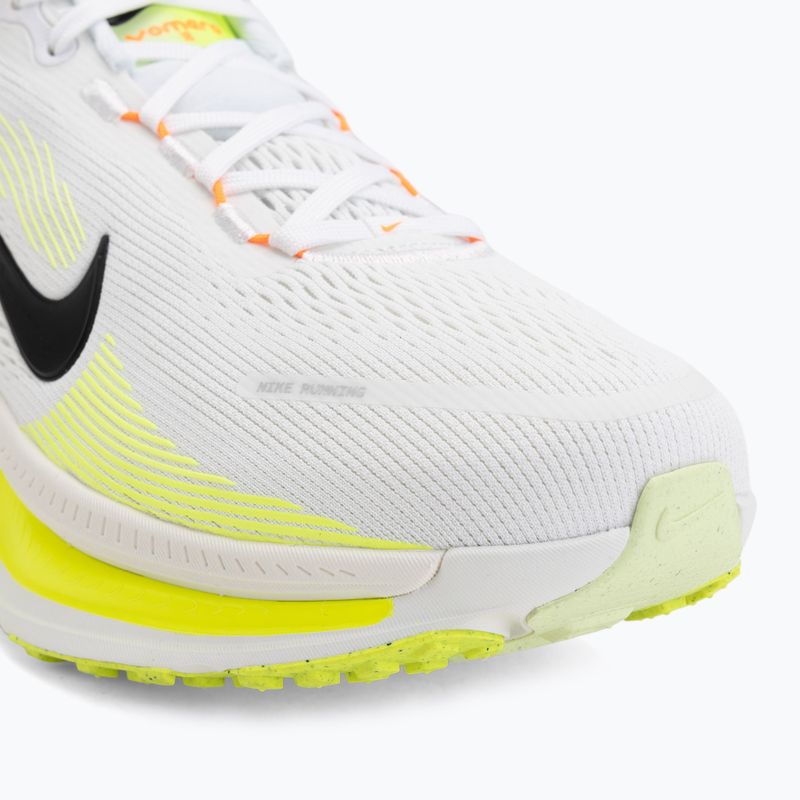 Scarpe da running uomo Nike Vomero 18 white/volt/barely volt/black 7