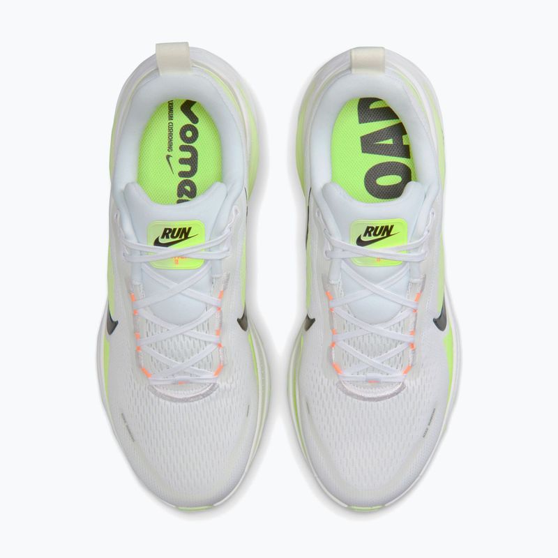Scarpe da running uomo Nike Vomero 18 white/volt/barely volt/black 7