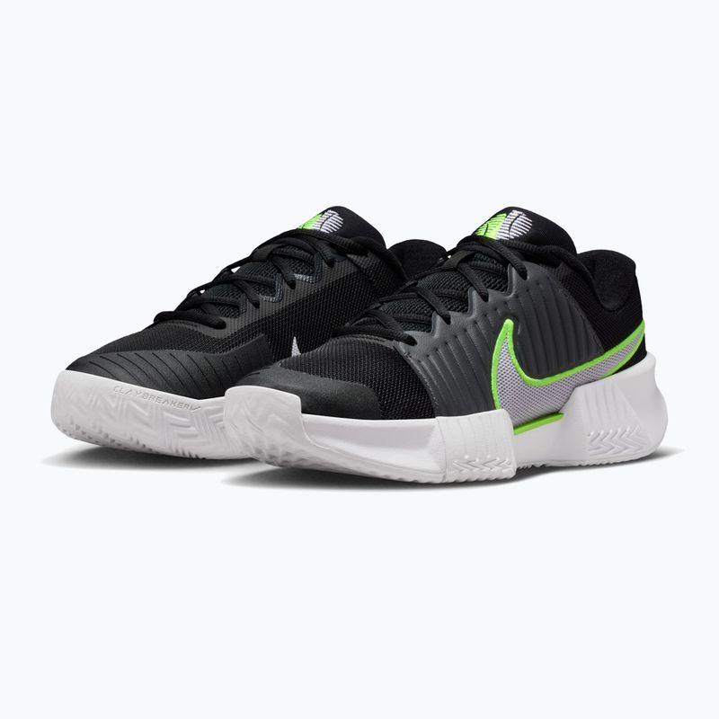 Scarpe da tennis da donna Nike GP Challenge Pro black/anthracite/volt/white 3