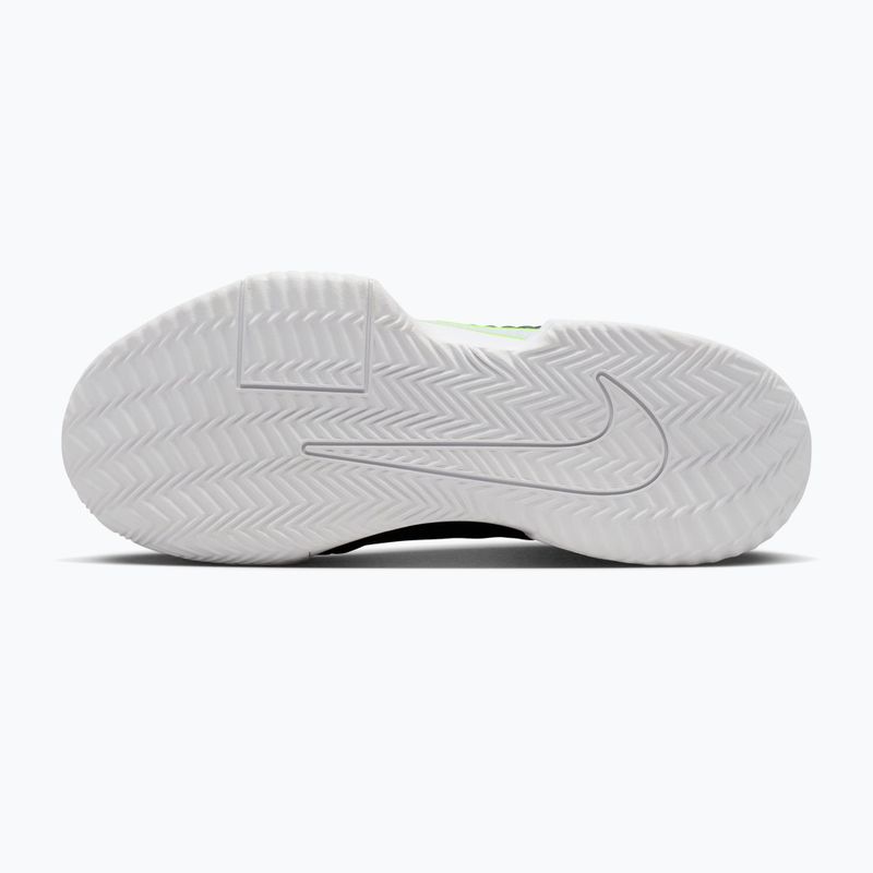 Scarpe da tennis da donna Nike GP Challenge Pro black/anthracite/volt/white 6