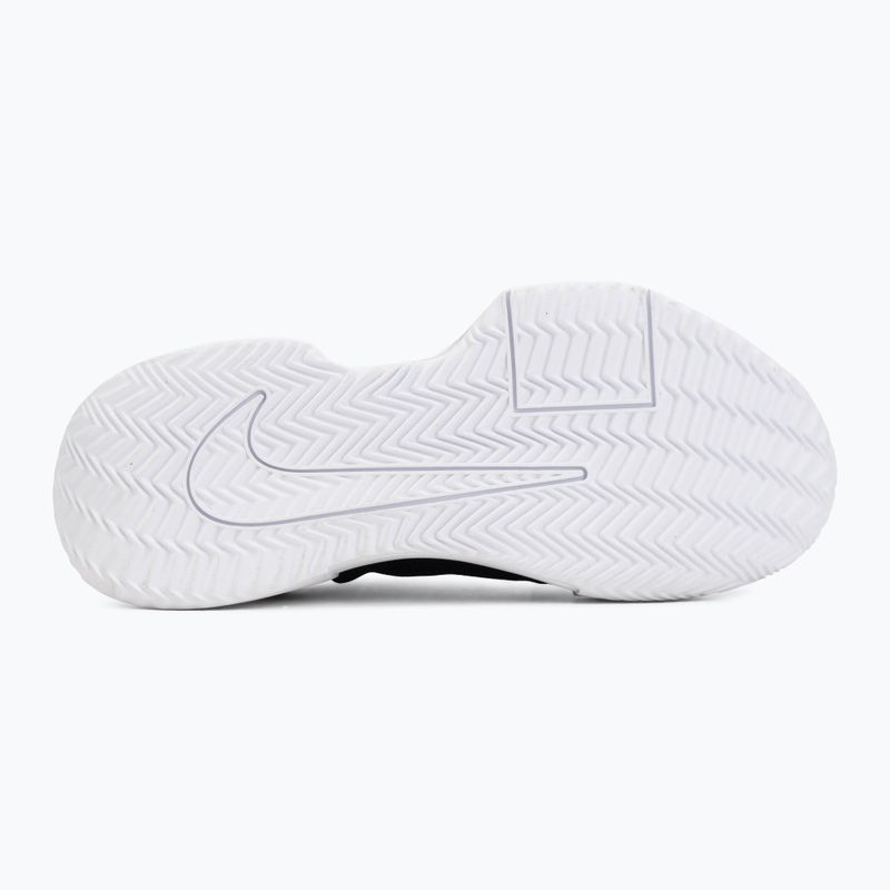 Scarpe da tennis da donna Nike GP Challenge Pro black/anthracite/volt/white 4