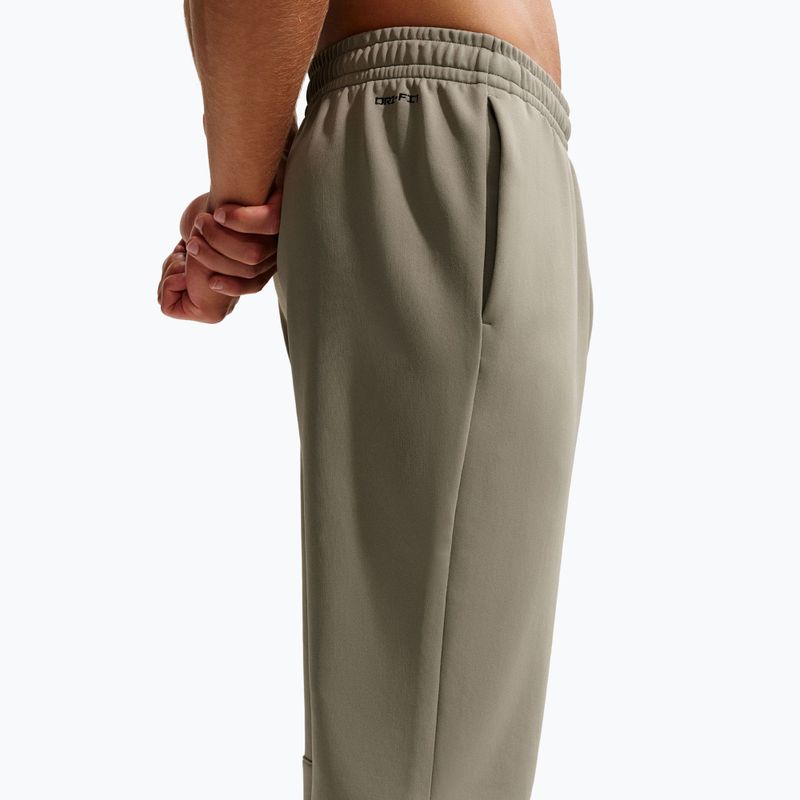 Pantaloni uomo Nike Hyverse Dri-Fit UV Jogger light army/light army/black 4