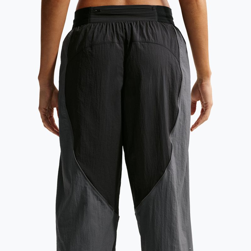 Pantaloni da running da donna Nike Swift UV Repel Mid-Rise black/iron grey 6