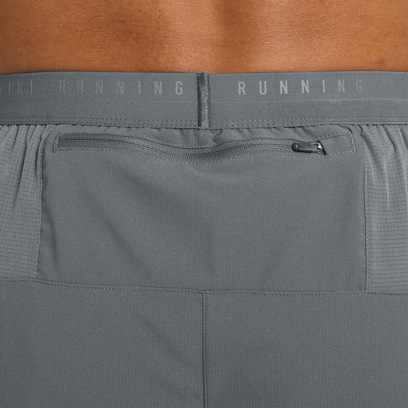 Pantaloni corti da uomo Nike Stride Dri-Fit foderati 5" 4