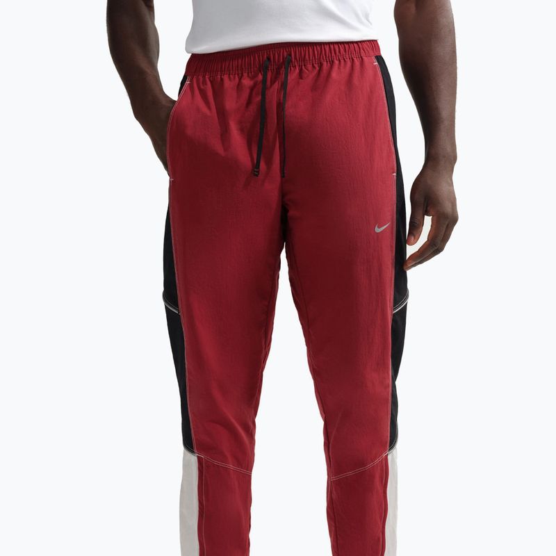 Pantaloni da running uomo Nike Retro Dri-Fit team crimson/black 4