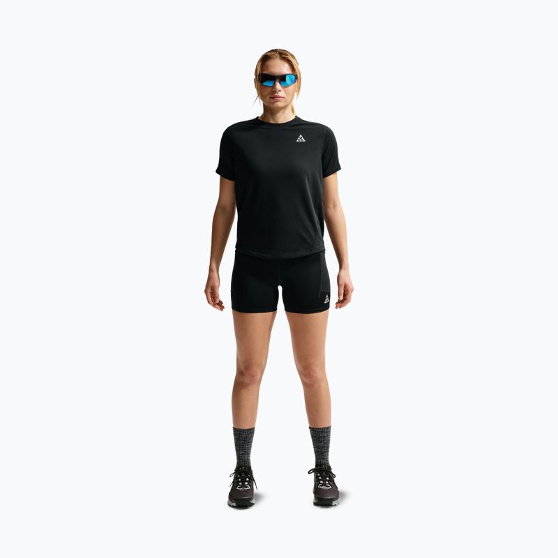 Pantaloncini da corsa da donna Nike ACG black/summit white 2